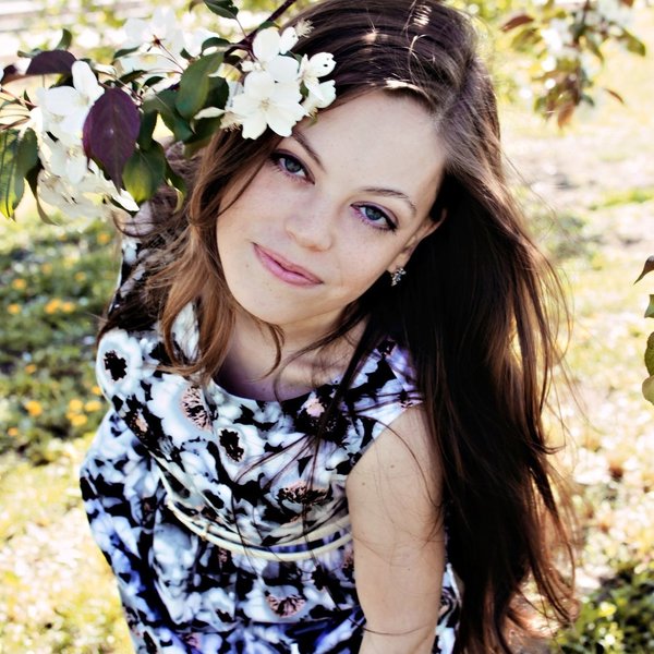 Девушки 30 екатеринбург. Жанна бунькова. Аня тянигина. Шувалова анна оренбург. Девушки 30 екатеринбург.