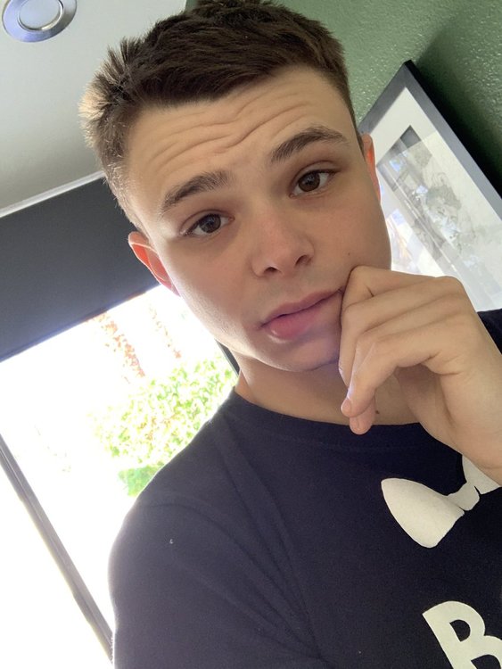 Austin young (остин янг) дата рождения. Austin hively. остин харрофф приговор. остин янг. Austin young актер.