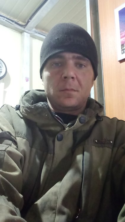 Костя половинка. Костя половинка. Костя мем. Костя половинка. Костя половинка.