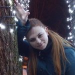 Влюбленные и тополиный пух. Тополиный пух жара. Девочка тополина. Тополиный пух человек аллергия. Девочка тополина.