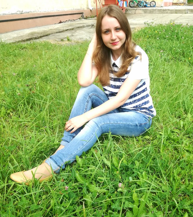 Вика 27 лет. Вика 24 часа. Вика 27 лет. Вика 27 лет лев. Вика 27 лет.