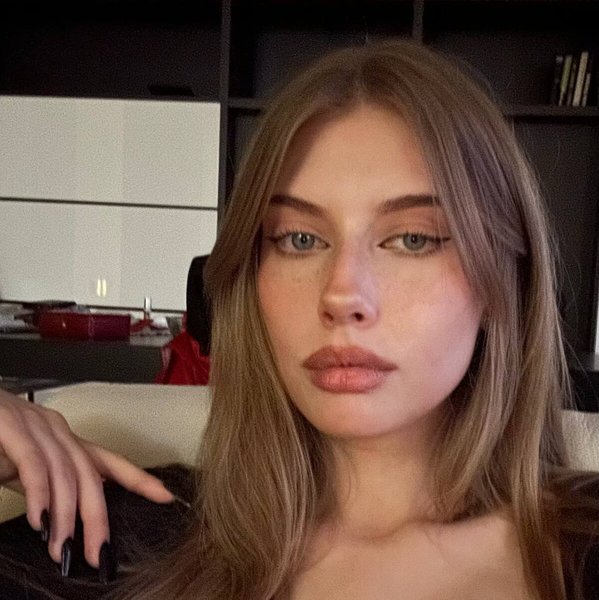 Девушка дипинса аня фото