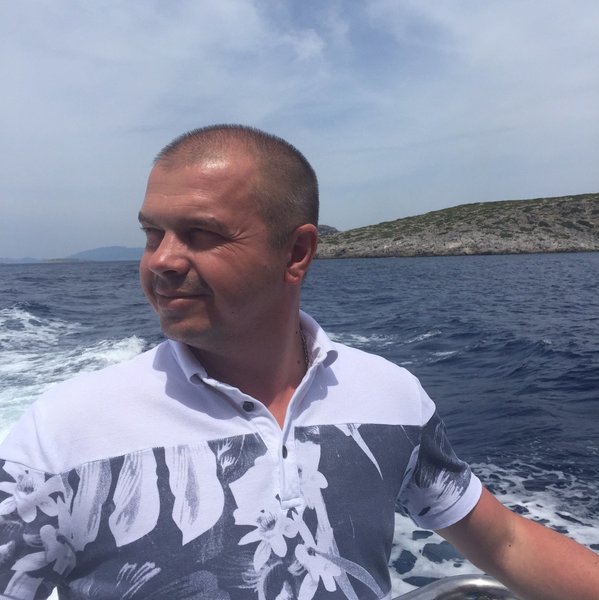 Руслан леонидович 42 года санкт петербург фотографии